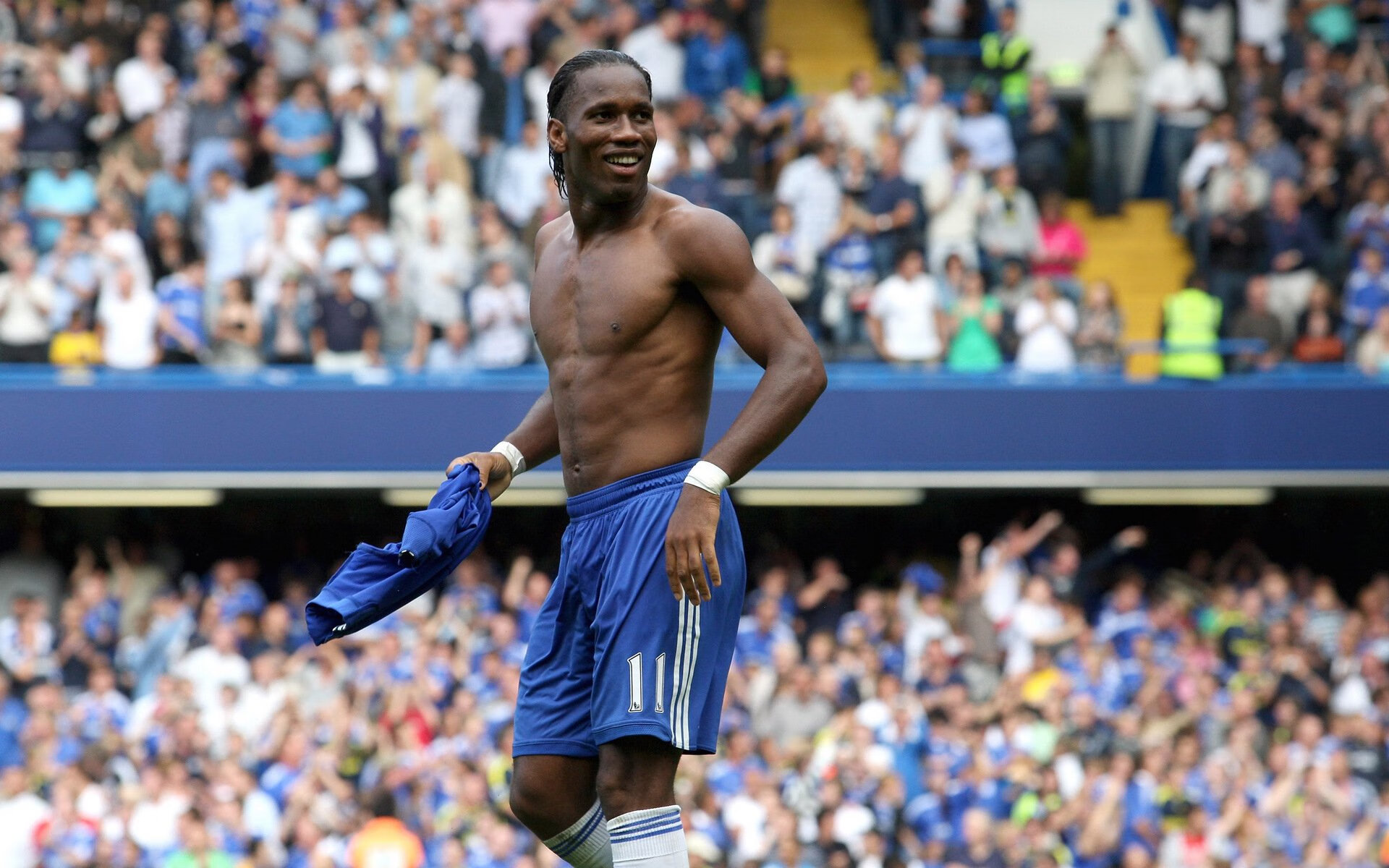 九游体育网站-足球赛事门票电子化率超过九成，足球赛举办方决定将1400张门票免费送给你